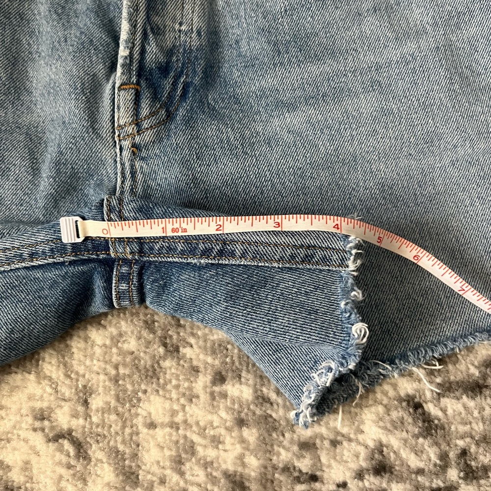 Agolde Riley High Rise Slim Short – Snapshot - Picture 6 of 8